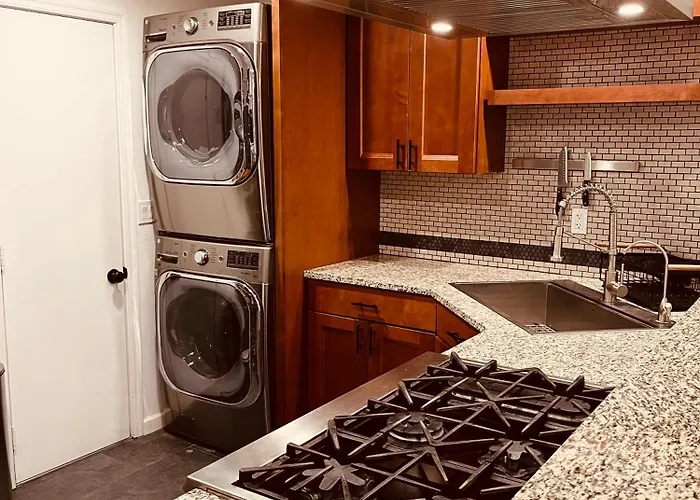 Peaceful 2-br Retreat In The Heart Of * Kingman